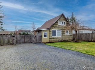 309 4th St, Napavine, WA 98565