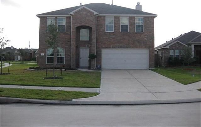 1st image of 407 Clear Cove Ct
