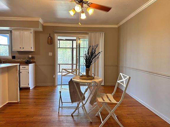 5th image of 633 Clifton Dr