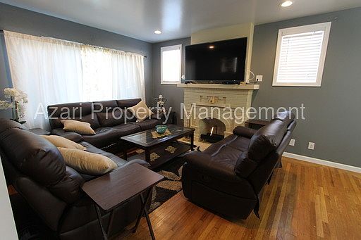 4th image of 769 Miller Ave