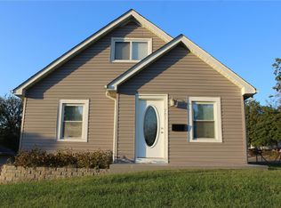 701 N 6th St, Festus, MO 63028