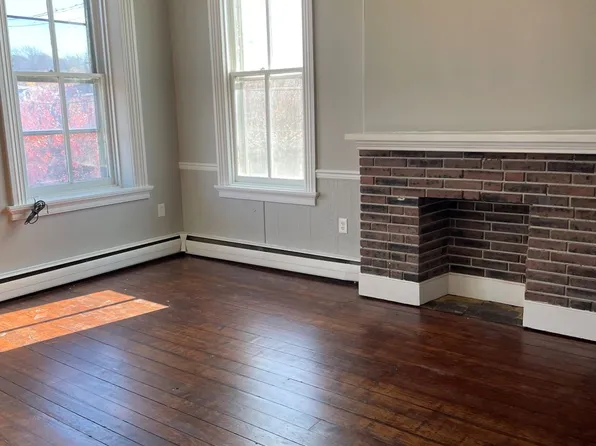 101 N 2nd St #1, Newport, PA 17074