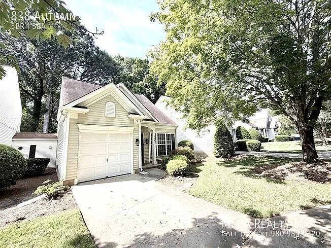 838 Autumn Rain Lane — Photo 2