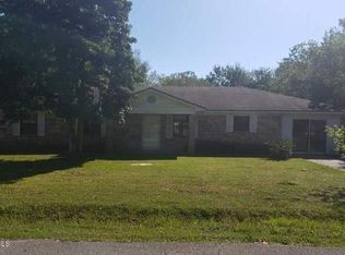 3016 Bemis Ave, Gautier, MS 39553