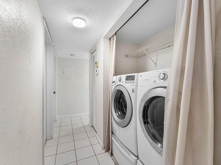 170 Waterside Dr #170 — Photo 23