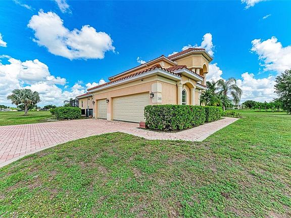 5th image of 5605 Lake Paddock Cir