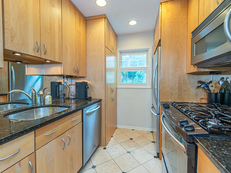 39 Harrison Ave #9 — Photo 13