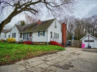107 Elmwood Dr, Pittsburg, KS 66762