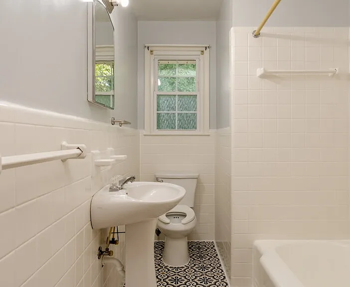 2 Wactor St — Photo 10
