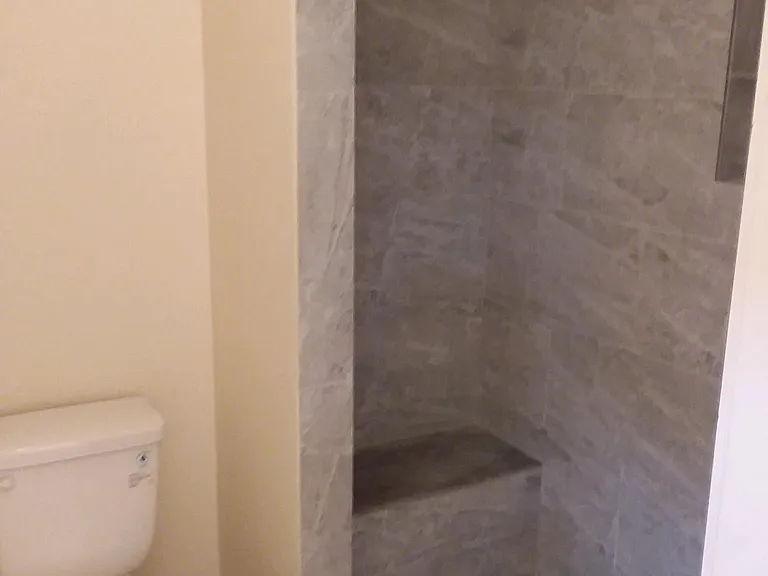 2465 Lemoine Ave #2 — Photo 9