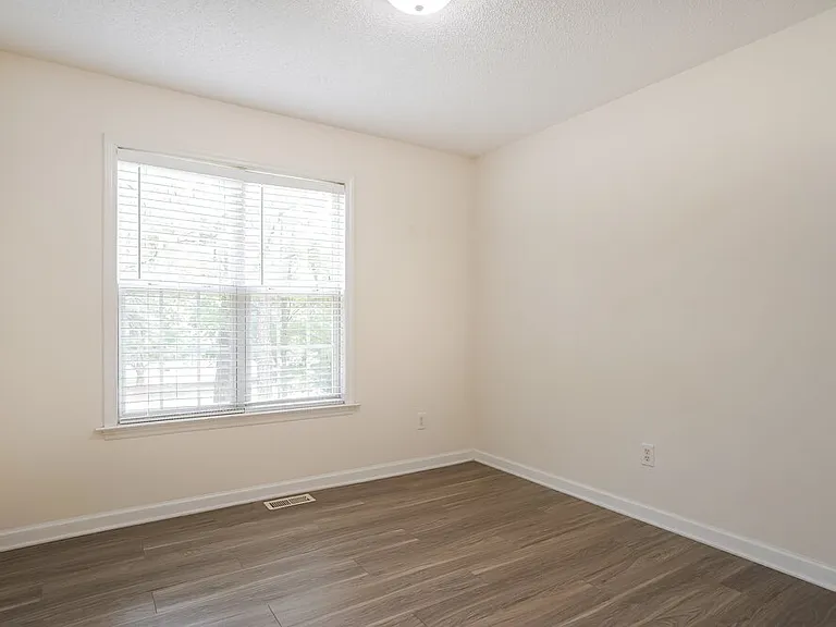 6728 Oviedo Dr — Photo 14