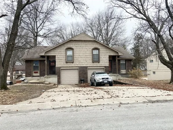 8318/8320 Sterling Ave, Kansas City, MO 64138