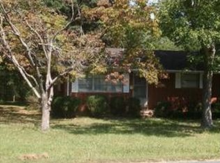 102 Westview St, Kannapolis, NC 28081