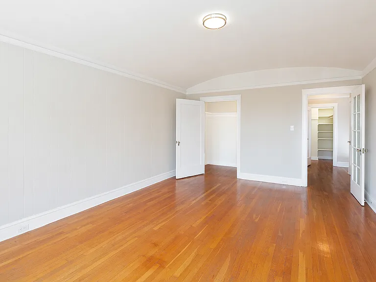 2380 California St — Photo 28
