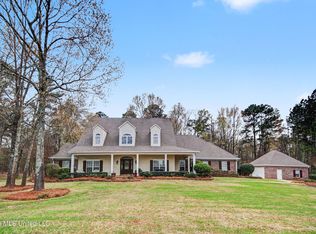512 Susannah Dr, Brandon, MS 39047