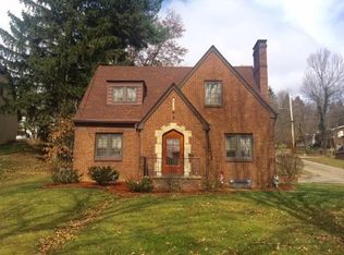 510 Woodside Ave, Ellwood City, PA 16117