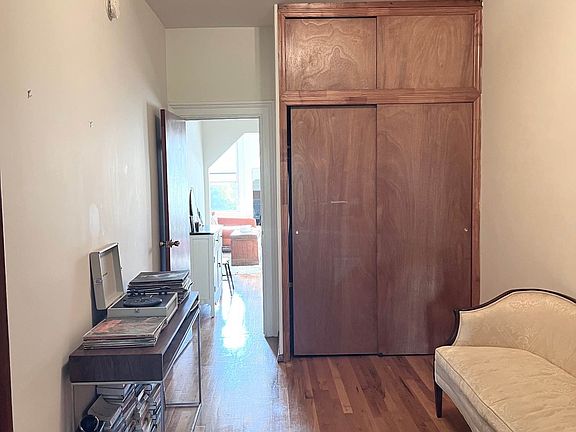 5th image of 598 Humboldt St #3L