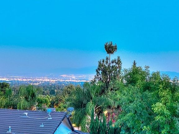 4th image of 2430 San Antonio Cres