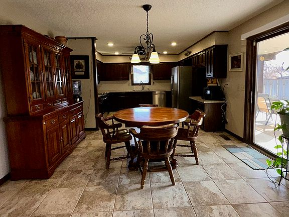 4th image of 2619 Coachman Ln