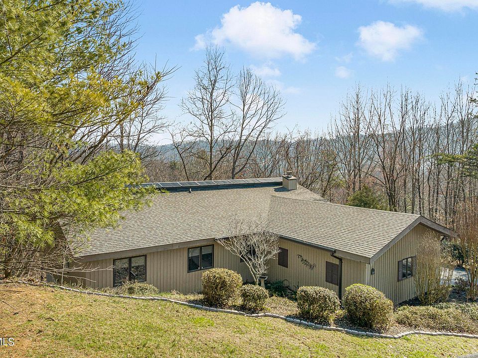 1st image of 516 Woodstone Ct #516