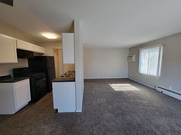 3rd image of 3122 22nd Ave S #203