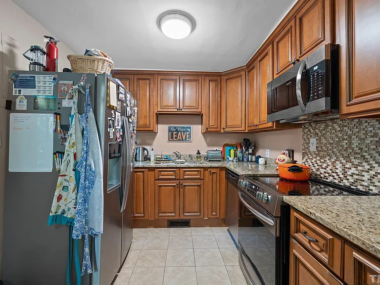 705 Tyler Rd — Photo 9