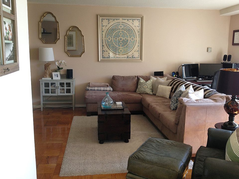 1st image of 1600 S Eads St APT 920N