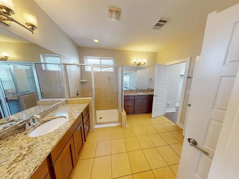 2021 Geniveive Ln #288C — Photo 29