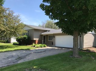 1733 Fletcher St, Princeton, IL 61356