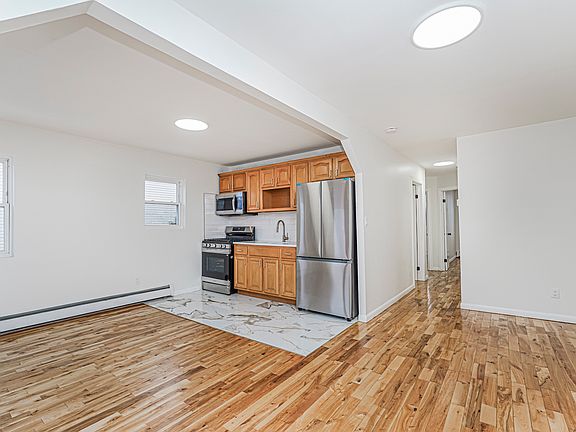 3rd image of 76 Housman Ave #1