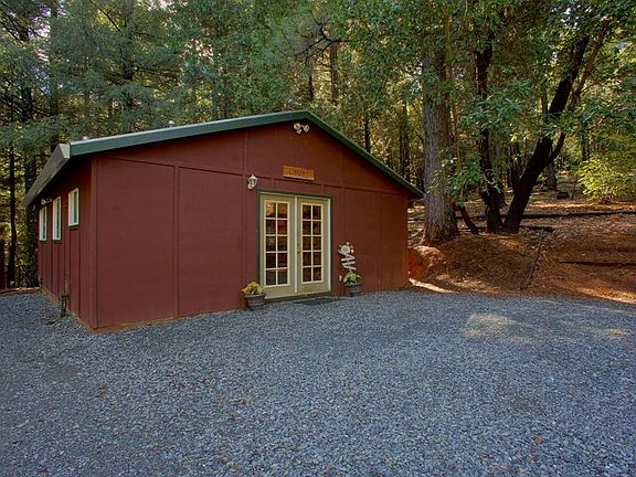 2nd image of 6090 Bear Creek Ct