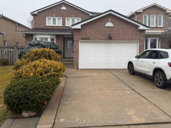 5889 River Grove Ave, Mississauga, ON L5M 4W2
