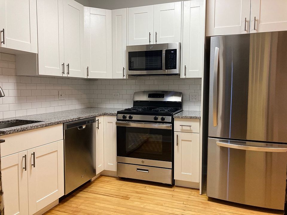 1st image of 1700 W Touhy Ave #1