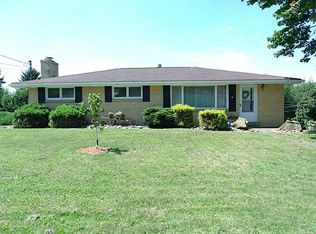 190 Park Dr, Delmont, PA 15626