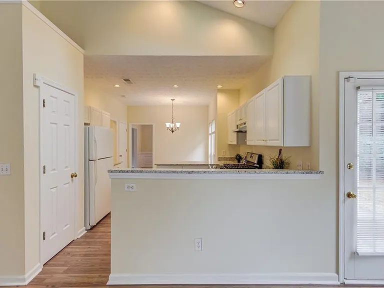 3924B Berwick Farm Dr — Photo 11