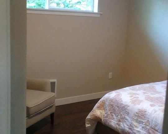 4th image of 6807-6809 Lakewood Dr W #10