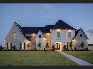 621 Silkwood Dr, Benton, LA 71006
