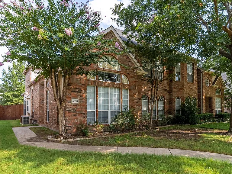 6870 Winston Dr — Photo 37