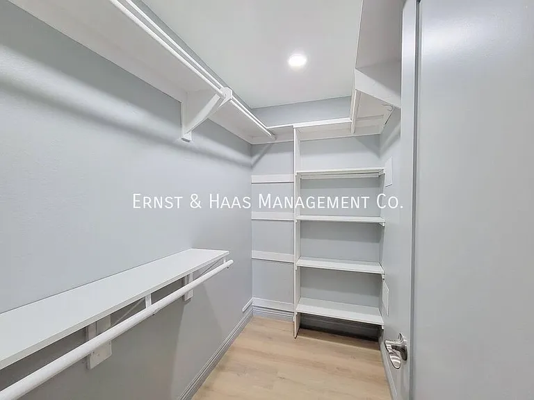 1758 E 2nd St #101 — Photo 16