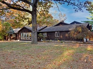 110 Oakridge Rd, Bristol, CT 06010