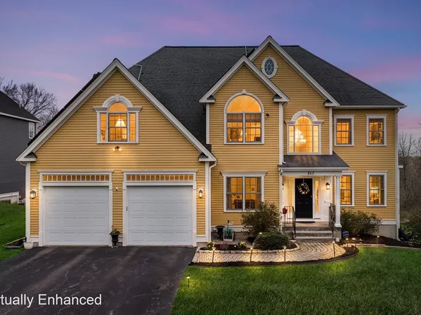 217 Magill Dr, Grafton, MA 01519