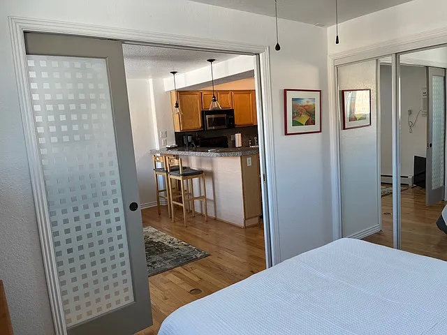 1833 N Williams St #504 — Photo 24