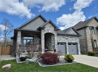2426 Red Thorne Ave, London, ON N6P 0E7
