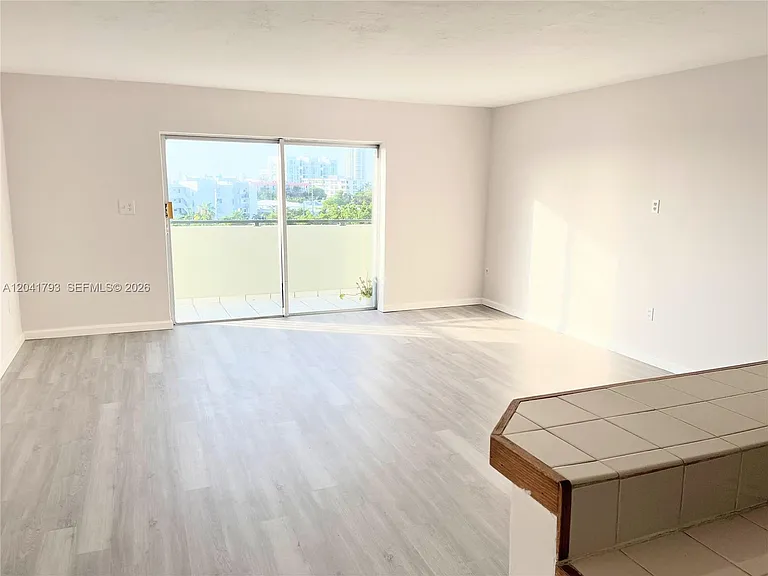 8024 Tatum Waterway Dr #6B — Photo 7