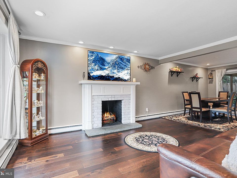 428 Melvin Dr, Brookhaven, PA 19015 | Zillow