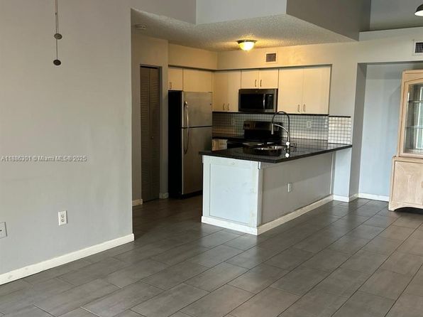 1755 Village Blvd APT 303