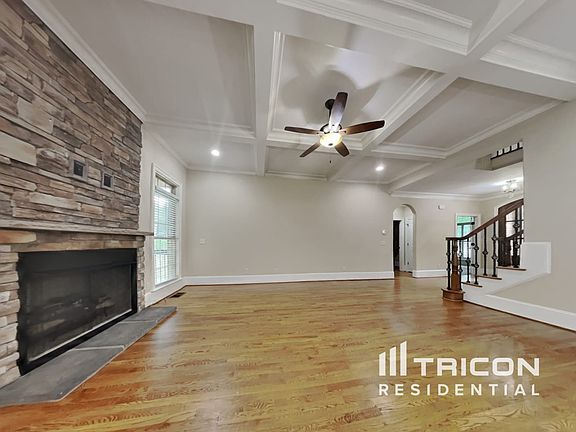 2nd image of 2907 Wynnewood Dr