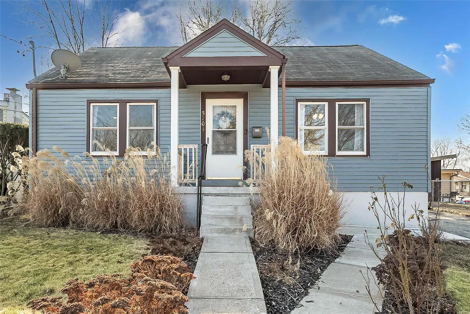5704 Maxwell Ave photo 1