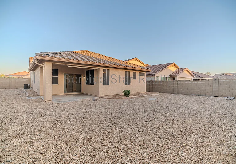 39560 N Prairie Ln — Photo 23