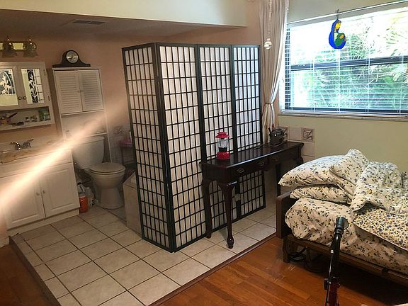 5th image of 400 18th St APT H4